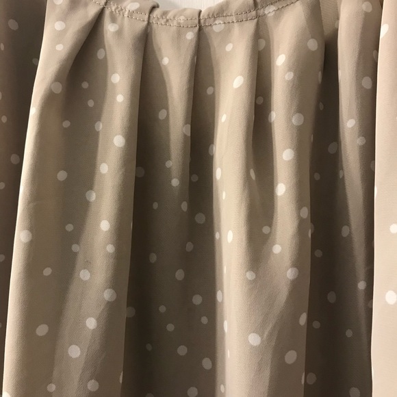 LC Cap Sleeve Top - Picture 2 of 4